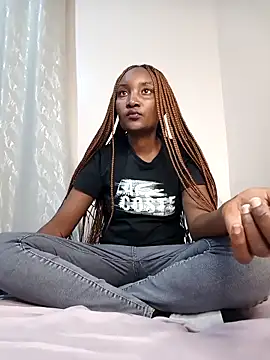 StacyGee24 online show from May 2026 01:05:01 PM