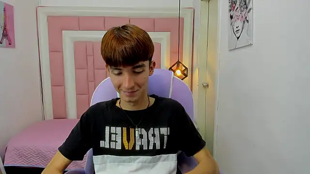 Snapshot of Jake_evans chatting on March 2026 04:01:01 AM Jake evans online show from March 2026 04:01:01 AM
