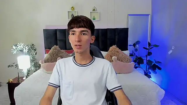 Snapshot of Jake_evans chatting on May 2026 02:45:01 PM Jake evans online show from May 2026 02:45:01 PM