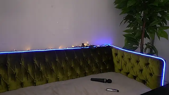 MonAmourrrR online show from January 2025 10:11:02 AM