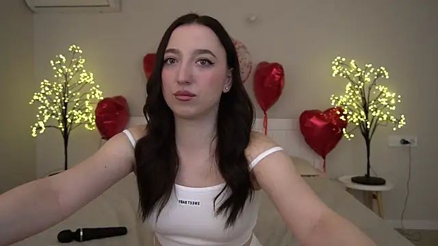 MonAmourrrR online show from February 2025 07:34:02 AM