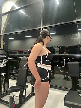 Snapshot of zui_lu chatting on March 2025 05:38:01 AM zui lu online show from March 2025 05:38:01 AM