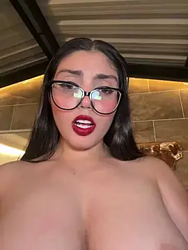 Snapshot of zui_lu chatting on March 2025 07:42:02 AM zui lu online show from March 2025 07:42:02 AM