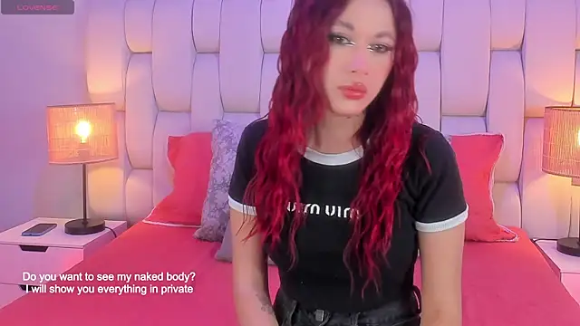 SkinnyFoxy online show from May 2026 07:21:02 PM