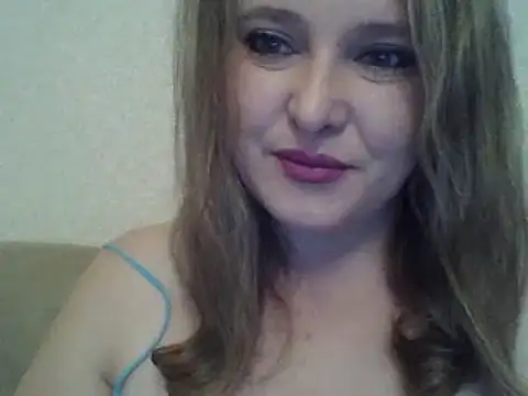 Snapshot of ParisMimi chatting on March 2025 04:35:01 AM ParisMimi online show from March 2025 04:35:01 AM