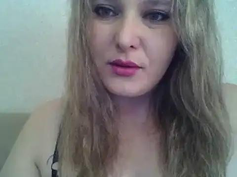 Snapshot of ParisMimi chatting on March 2025 05:49:02 AM ParisMimi online show from March 2025 05:49:02 AM