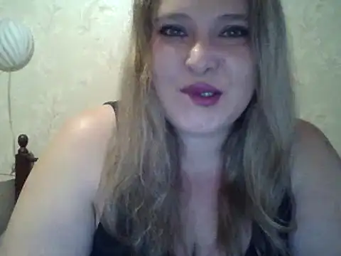 Snapshot of ParisMimi chatting on December 2025 07:37:01 AM ParisMimi online show from December 2025 07:37:01 AM