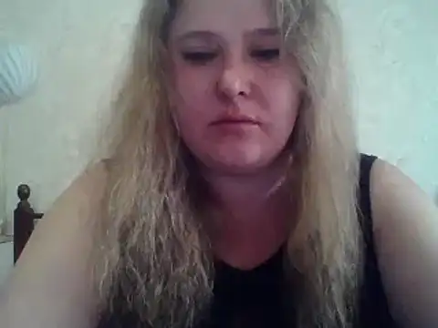 Snapshot of ParisMimi chatting on March 2026 06:54:01 AM ParisMimi online show from March 2026 06:54:01 AM