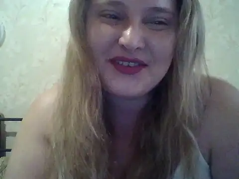 Snapshot of ParisMimi chatting on April 2026 07:45:01 AM ParisMimi online show from April 2026 07:45:01 AM