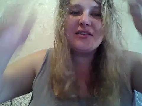 Snapshot of ParisMimi chatting on May 2026 12:12:01 PM ParisMimi online show from May 2026 12:12:01 PM
