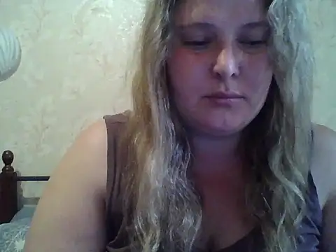 Snapshot of ParisMimi chatting on May 2026 08:11:02 AM ParisMimi online show from May 2026 08:11:02 AM