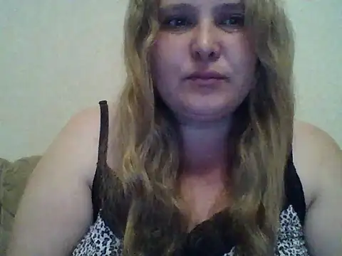Snapshot of ParisMimi chatting on June 2026 09:19:01 PM ParisMimi online show from June 2026 09:19:01 PM