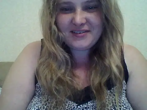 Snapshot of ParisMimi chatting on June 2026 08:56:02 PM ParisMimi online show from June 2026 08:56:02 PM