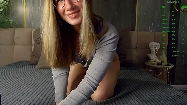 LeslieMines online show from June 2026 06:33:01 AM