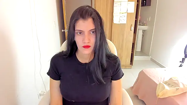 misstoya online show from January 2025 03:12:01 AM