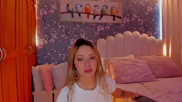 martinaaricci online show from April 2026 01:39:02 PM