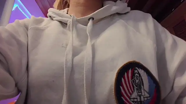 Paulina g3 online show from April 2026 11:00:02 PM