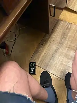 Ariel Ari online show from December 2025 03:55:01 AM