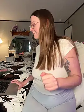 Snapshot of Sweetdee222x chatting on November 2025 11:05:02 PM Sweetdee222x online show from November 2025 11:05:02 PM