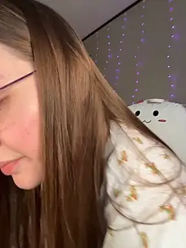 Snapshot of Sweetdee222x chatting on November 2025 11:04:02 PM Sweetdee222x online show from November 2025 11:04:02 PM