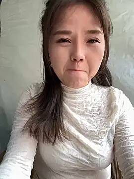 Snapshot of Efangfang chatting on January 2025 05:03:02 AM Efangfang online show from January 2025 05:03:02 AM