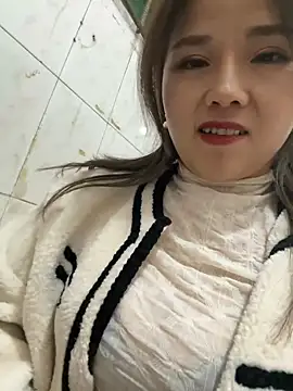 Snapshot of Efangfang chatting on January 2025 02:15:01 PM Efangfang online show from January 2025 02:15:01 PM