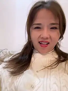 Snapshot of Efangfang chatting on January 2025 11:28:02 AM Efangfang online show from January 2025 11:28:02 AM