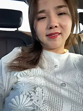 Snapshot of Efangfang chatting on February 2025 11:58:01 PM Efangfang online show from February 2025 11:58:01 PM