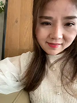 Snapshot of Efangfang chatting on February 2025 03:15:02 AM Efangfang online show from February 2025 03:15:02 AM