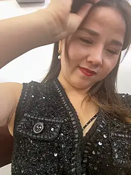 Snapshot of Efangfang chatting on February 2025 08:51:02 AM Efangfang online show from February 2025 08:51:02 AM