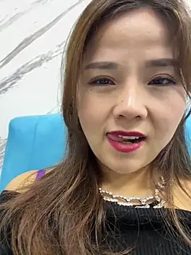 Snapshot of Efangfang chatting on March 2025 10:44:02 AM Efangfang online show from March 2025 10:44:02 AM