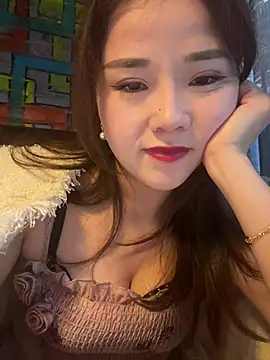 Snapshot of Efangfang chatting on March 2025 05:14:02 AM Efangfang online show from March 2025 05:14:02 AM