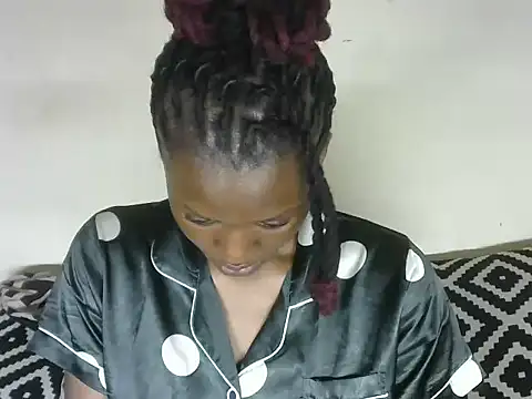 Pretty-emmie online show from January 2025 08:28:01 PM