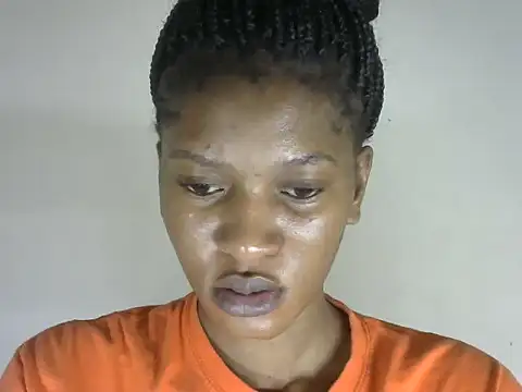 Pretty-emmie online show from October 2025 04:08:02 AM