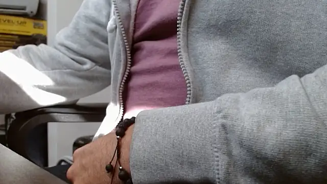 MrKunilingue online show from March 2026 05:29:01 PM