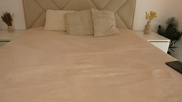 Snapshot of funny_to_see_you_here chatting on September 2025 11:02:02 AM funny to see you here online show from September 2025 11:02:02 AM