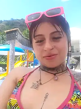 Snapshot of Bonnye_star chatting on December 2024 04:05:01 PM Bonnye star online show from December 2024 04:05:01 PM