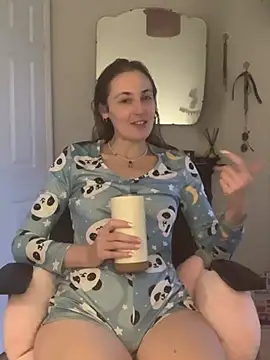 Snapshot of Littlelolo60 chatting on January 2025 03:39:01 PM Littlelolo60 online show from January 2025 03:39:01 PM