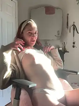 Snapshot of Littlelolo60 chatting on February 2025 03:20:02 PM Littlelolo60 online show from February 2025 03:20:02 PM