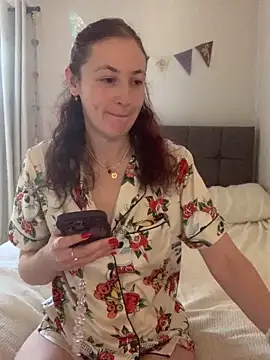 Snapshot of Littlelolo60 chatting on February 2025 08:33:02 AM Littlelolo60 online show from February 2025 08:33:02 AM