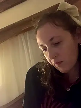 Snapshot of Littlelolo60 chatting on December 2025 10:51:03 PM Littlelolo60 online show from December 2025 10:51:03 PM