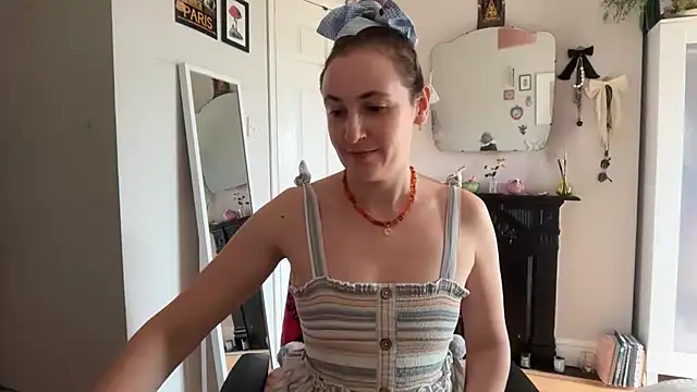 Littlelolo60 online show from June 2026 10:02:01 AM
