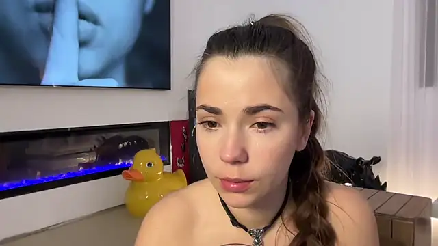 Mika Miller online show from May 2026 12:18:01 AM