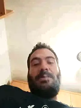 skrigul12 online show from February 2025 11:49:01 AM