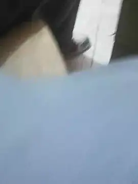 skrigul12 online show from December 2025 04:58:01 PM