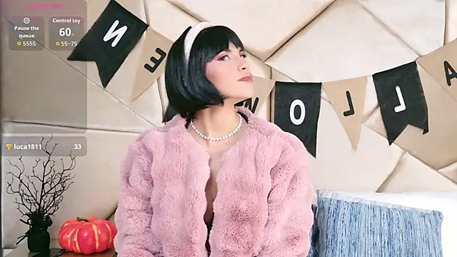 Camille Torres online show from October 2025 01:56:01 PM