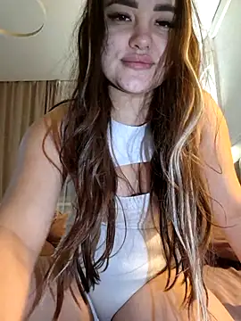 stacy stoone online show from December 2025 06:48:02 PM