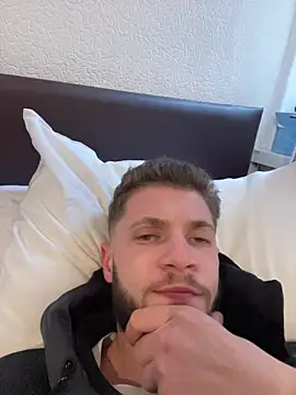 jimmyy  online show from February 2026 02:15:02 PM