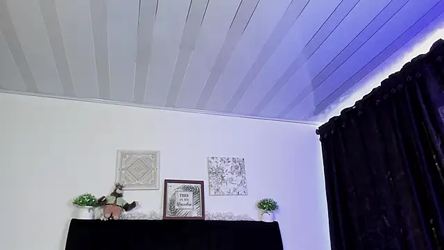 aihnoa split online show from March 2025 06:54:01 PM