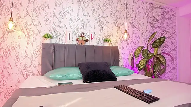 aihnoa split online show from October 2025 12:58:01 PM